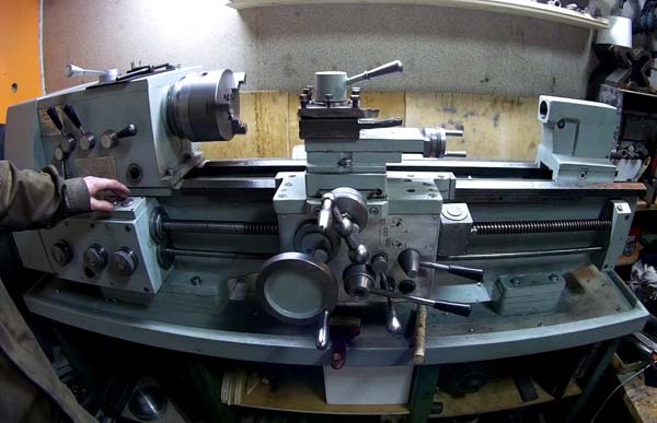 С8С Верстат токарно-гвинторізний. Загальний вигляд